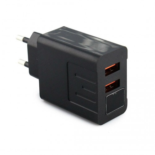 Сетевое зарядное устройство 3.1A 2 USB c экраном QC03 Чёрный