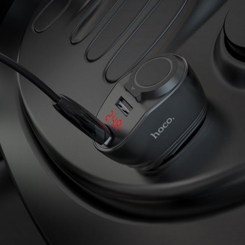 Автомобильная зарядка Hoco Z34 3,1А (2 USB) дисплей + разветвитель
