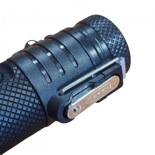 Аккумуляторный ручной фонарь Arexes AR-8806 с зажигалкой