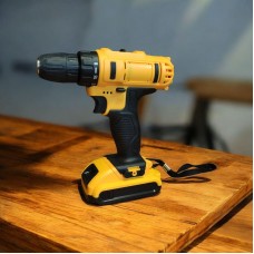 Аккумуляторный шуруповерт 24v набор слесарного инструмента в кейсе DW24 2 АКБ Желтый