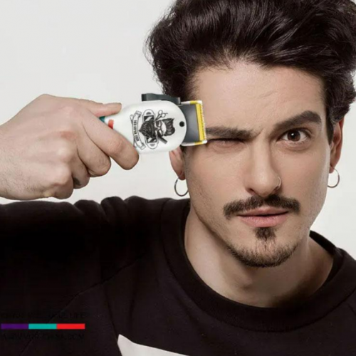 Аккумуляторная машинка для стрижки VGR V-699, 4 насадки, LED дисплей, Белая