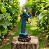 Электрический секатор Domotec 8500 в кейсе + 2 аккумулятора / Ножницы садовые / Электросекатор для сада